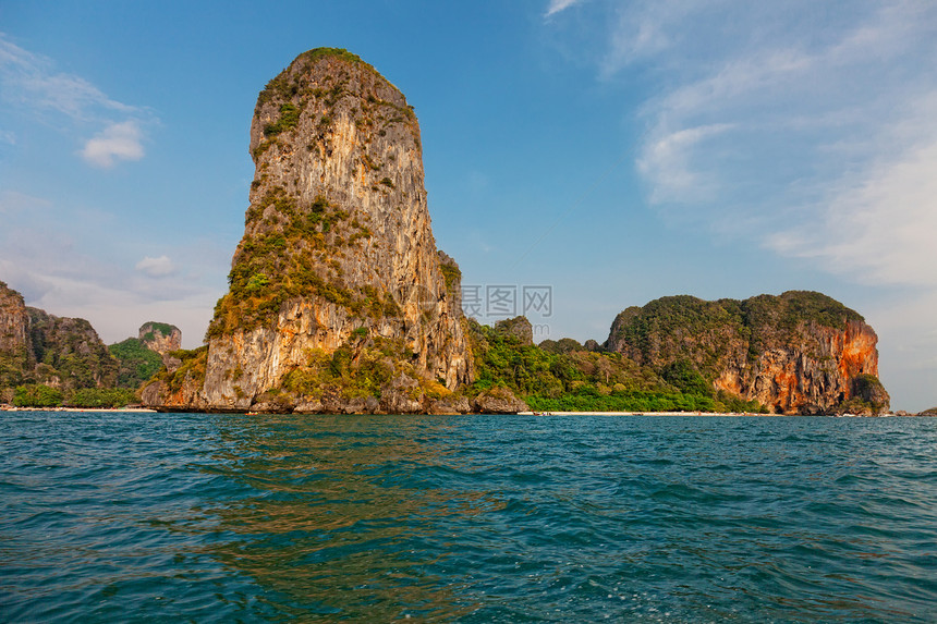 泰国克拉比省Rayleigh海滩悬崖旅行风景情调晴天天空支撑地平线蓝色石头图片
