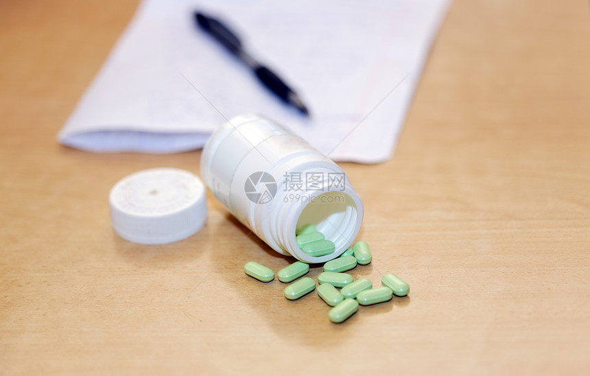 药瓶和药丸卫生剂量宏观胶囊疾病药物宽慰治疗药品药片图片
