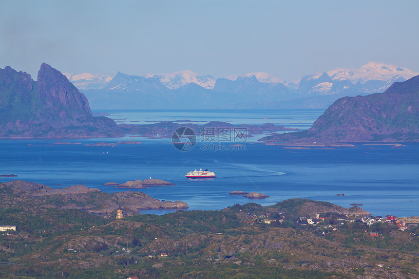 挪威的洛弗顿群岛岛屿渡船海岸全景风景峡湾客船巡航海洋血管图片