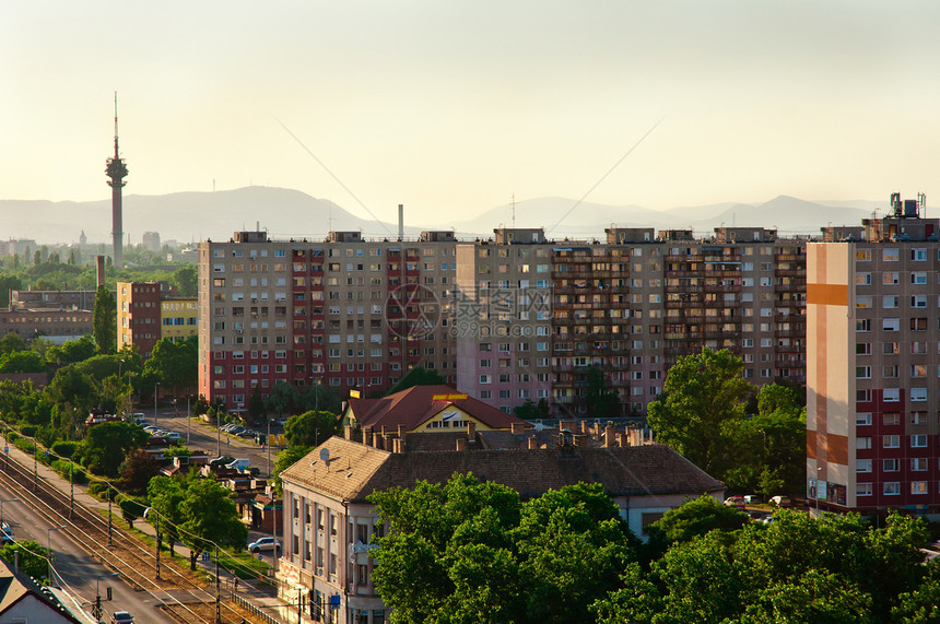 拥有俄罗斯公寓的欧洲城市Suburbs图片