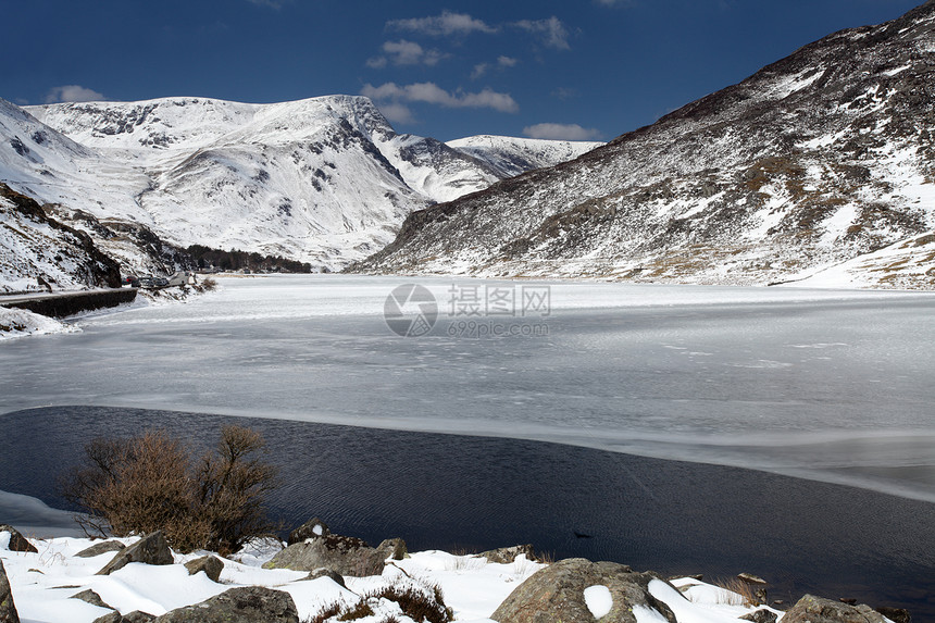 伊林奥格文公园天空地平线国家岩石山脉降雪旅行雪墩风景图片