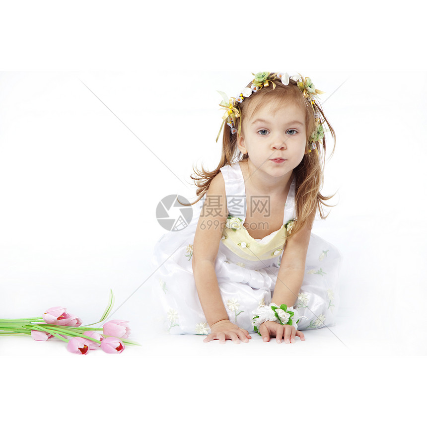 穿花装的小女孩女孩郁金香花朵衣服工作室冒充喜悦乐趣正方形想像力图片