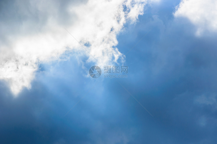 蓝蓝天空柔软度场景阳光环境气候白色太阳天堂晴天气象图片
