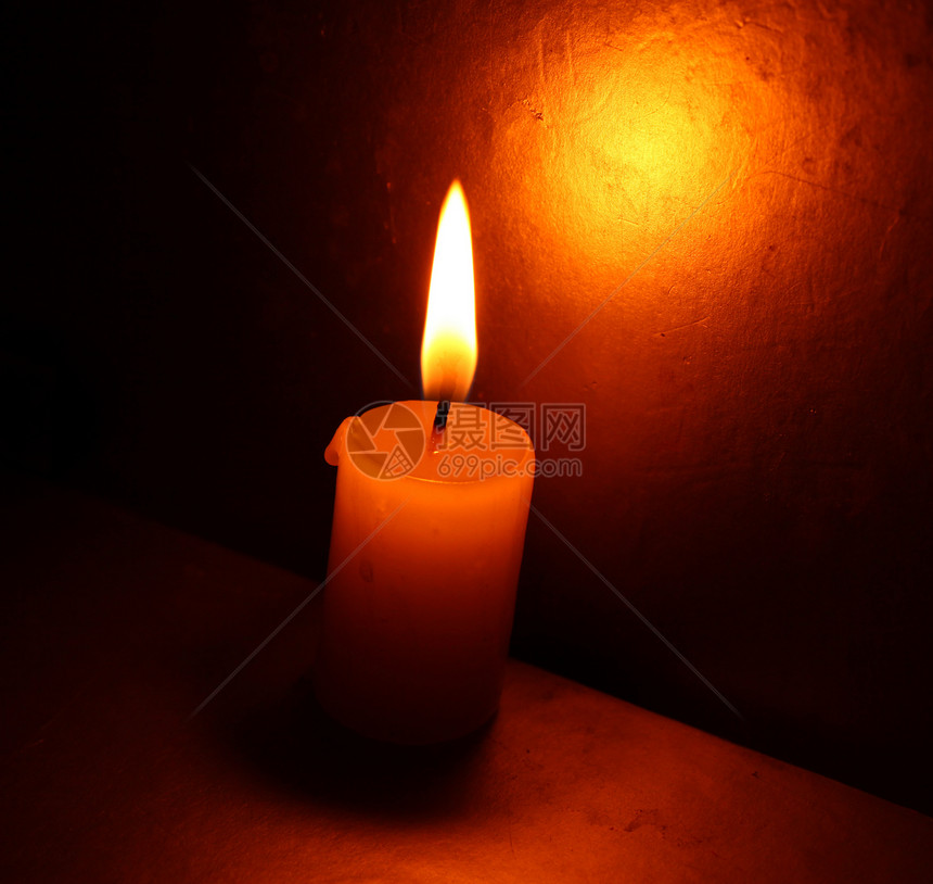 蜡烛灯芯活力辉光宗教记忆燃烧耀斑火焰点燃照明图片