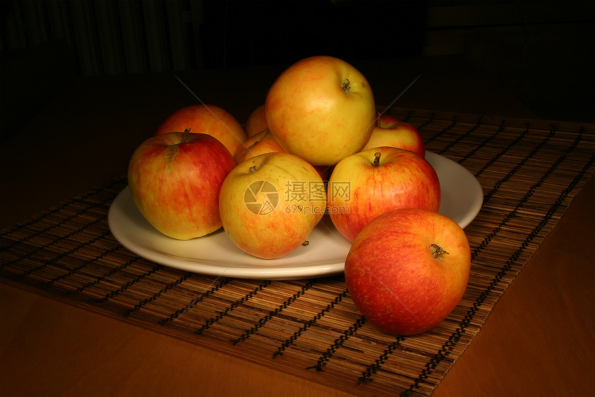 晚夜苹果静止的生命奢华生活水果款待饮料庆典小吃吸引力休息营养图片