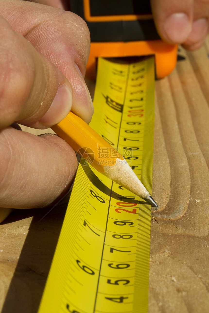 测量木材工人木头白色乐器男性承包商磁带木匠统治者建筑宏观图片