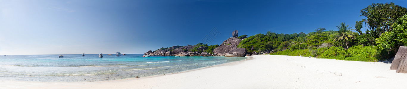 泰国西米兰群岛的海滩上全景图片素材