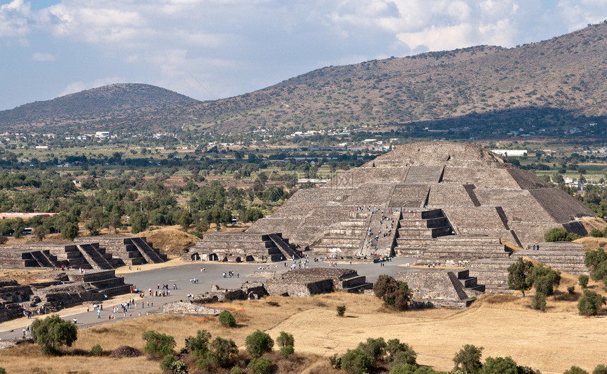 月球金字塔 墨西哥楼梯月亮考古学牙裔脚步游客石头寺庙城市太阳图片