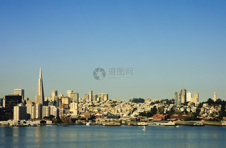 旧金山市风景办公室教会景观全景蓝色建筑学内河城市码头摩天大楼图片
