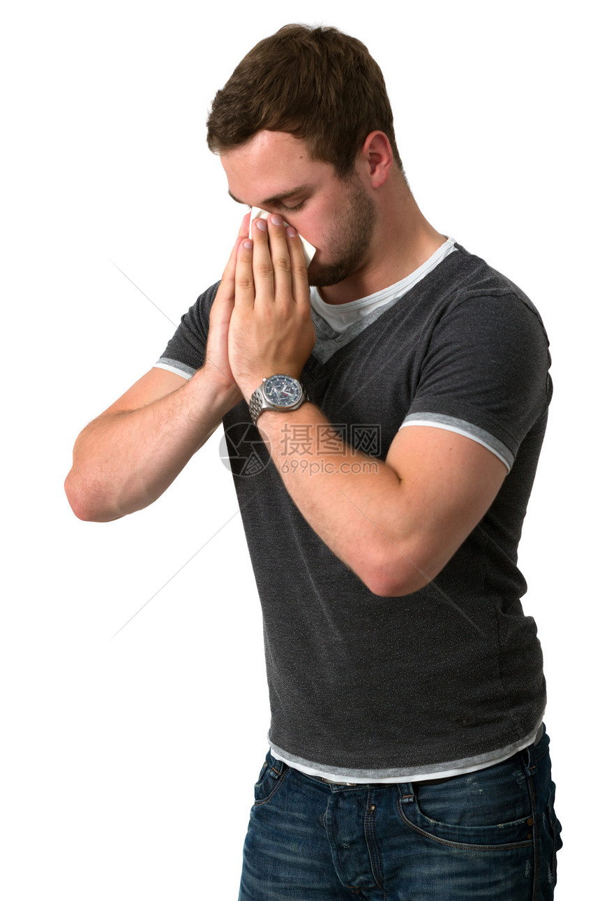 吹鼻孔的年轻人喷嚏男性流感保健卫生手帕过敏感染疾病成人图片
