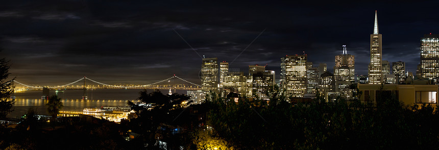 蓝小时旧金山天线和奥克兰湾桥图片