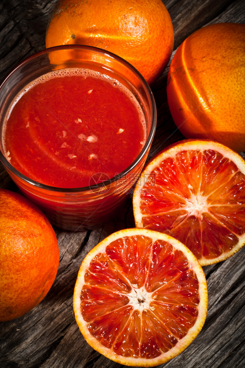 橙色塔罗塔罗牌橙汁木头肉质营养水果橙子饮料玻璃果汁图片