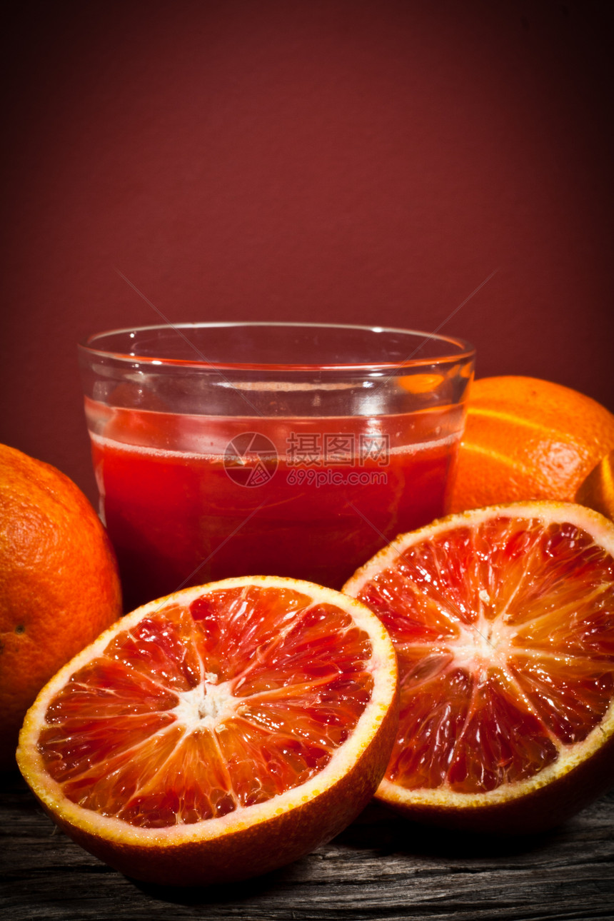 橙色塔罗果汁木头肉质塔罗牌水果橙子饮料橙汁玻璃营养图片