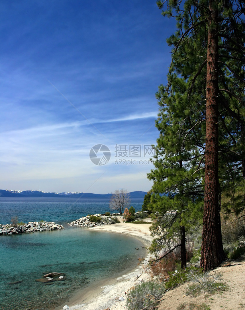 Tahoe 海岸线图片