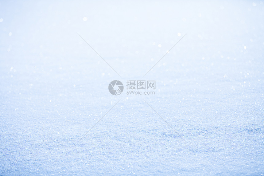 闪耀的雪雪魔法晴天白色亮度蓝色粉雪背景童话地毯冰晶图片