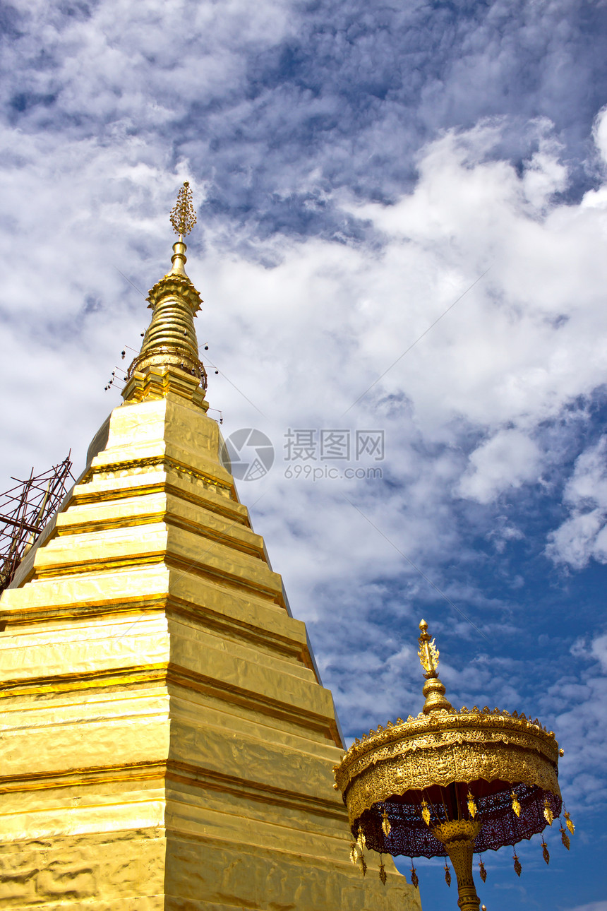 泰国法拉省Cho Hae 的Wat Phra河金塔图片