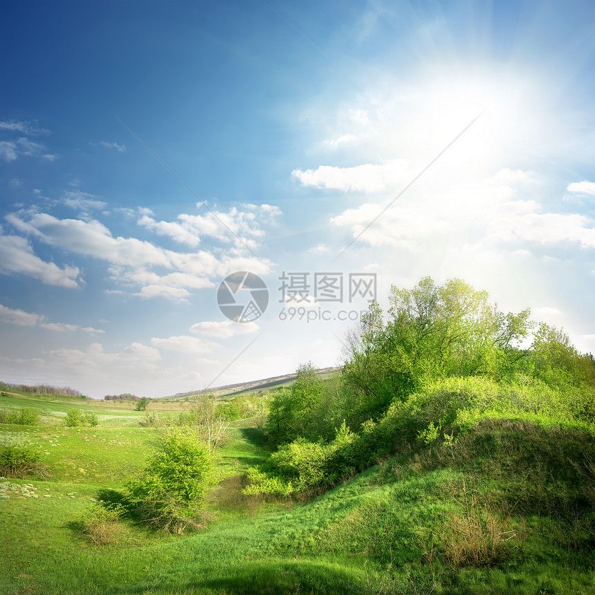 绿峡谷生长爬坡日落场地季节阳光风景田园牧场天空图片