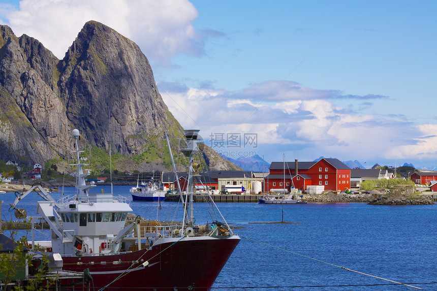挪威渔业港挪威村庄胜地大豆全景海岸线蓝色海洋海岸风景旅游图片