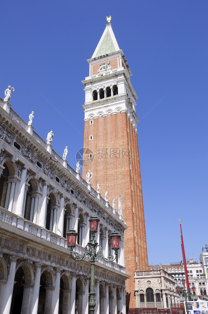 意大利威尼斯圣马克坎帕尼莱风景历史世界遗产天空街道建筑古迹尖塔房屋文化遗产图片