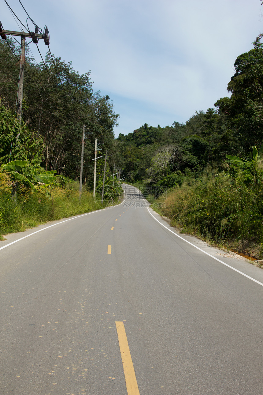 泰国森林中的公路速度路线国家运动太阳地平线自由农村交通旅行图片