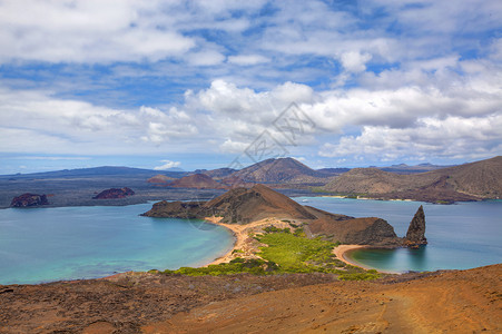 加拉帕戈斯岛巴托洛梅岛加拉帕戈斯海岸线天空热带国家海洋场景火山风景岩石假期背景