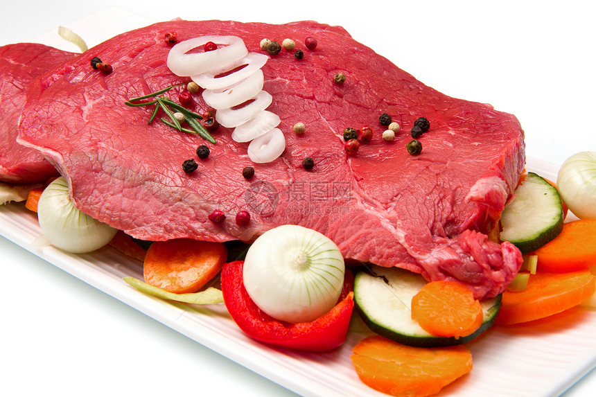 牛肉片片倾斜蔬菜食物成人黄色营养萝卜洋葱牛肉美食图片