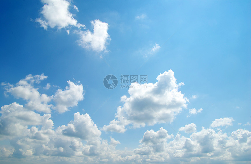 蓝蓝天空环境美丽气候蓝色天气阴霾晴天阳光水分白色图片