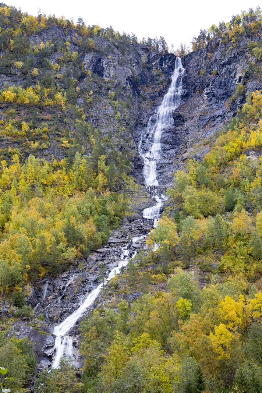 挪威附近的地貌景观风景瀑布河流植物群位置季节旅行溪流世界外观图片