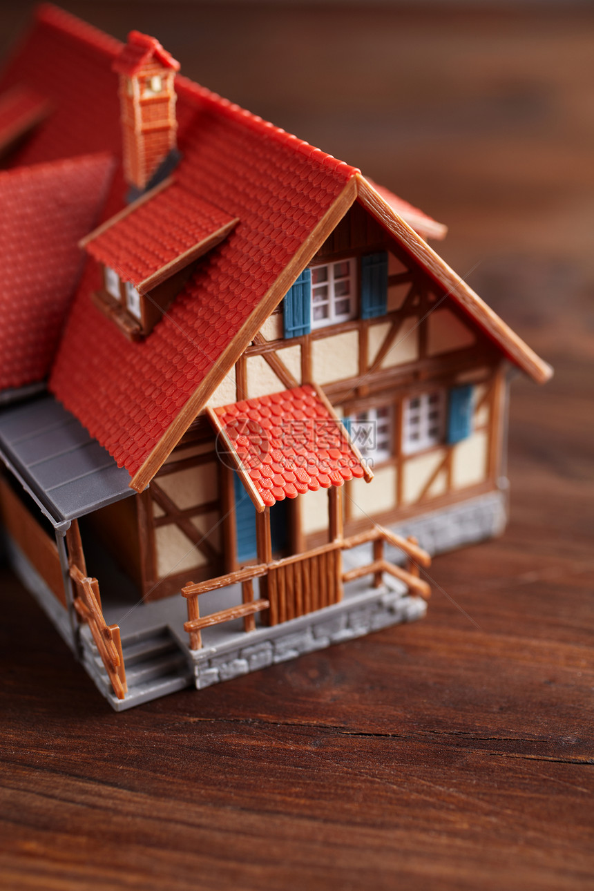 房地产概念宏观建筑学财产房子玩具住宅红色棕色图片