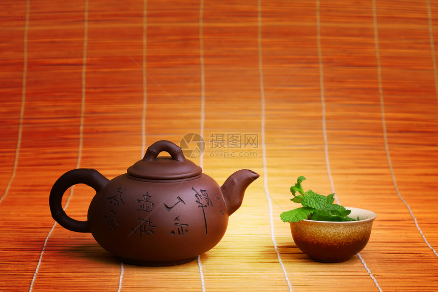 薄荷茶饮料小吃液体工作室草本植物叶子早餐杯子美食竹子图片