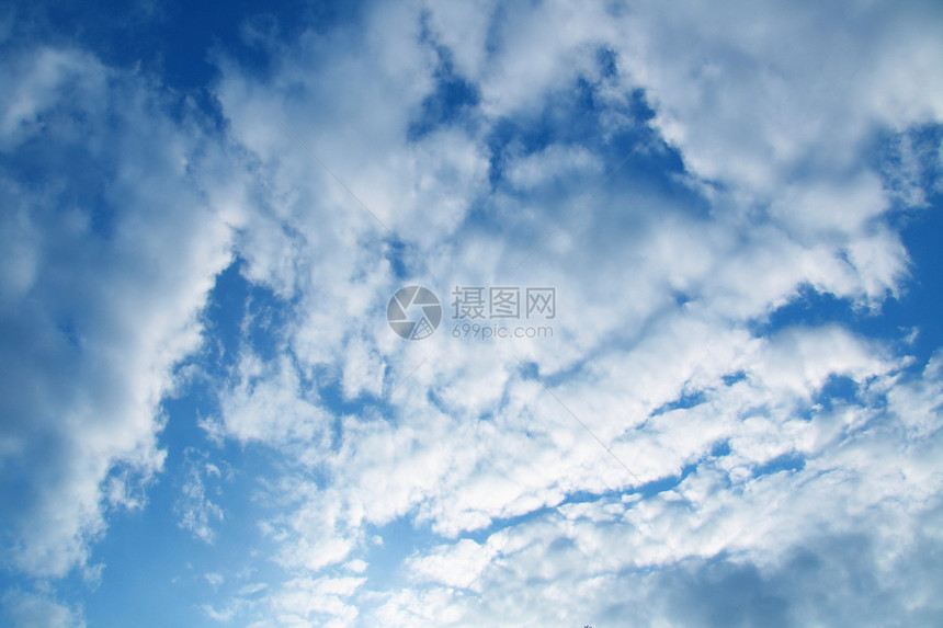 蓝蓝天空蓝色气象场景环境天气臭氧风景自由全景图片