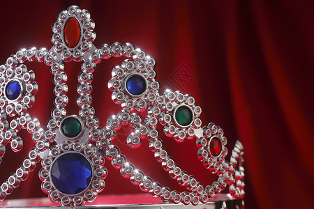 提亚拉女性化红布宝石珠宝选美首饰玩具宝藏服装发带背景图片