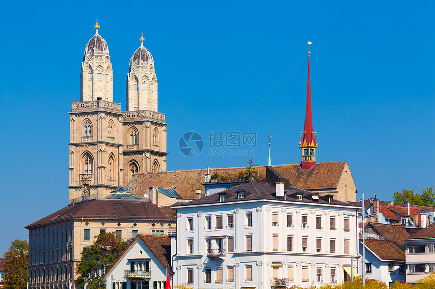 瑞士苏黎世地标阳光遗产传统景观建筑宗教尖顶晴天大教堂图片