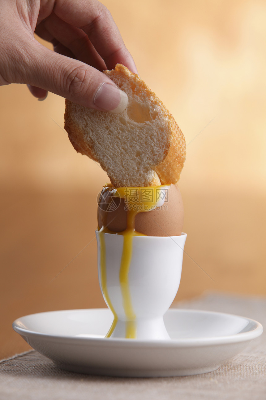 早餐焦点褐色棕色蛋类菜肴选择性沸腾食物面包图片