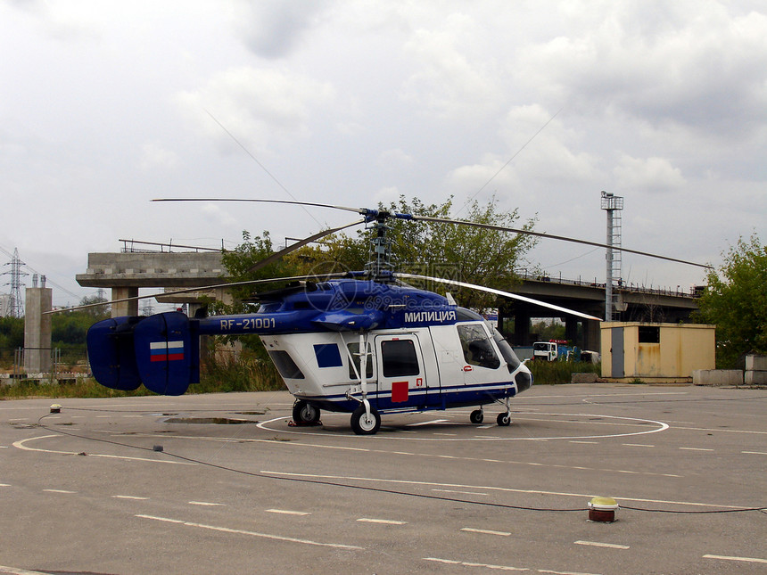 警务直升机用途天空转子空气菜刀机身民间帮助国际发动机图片