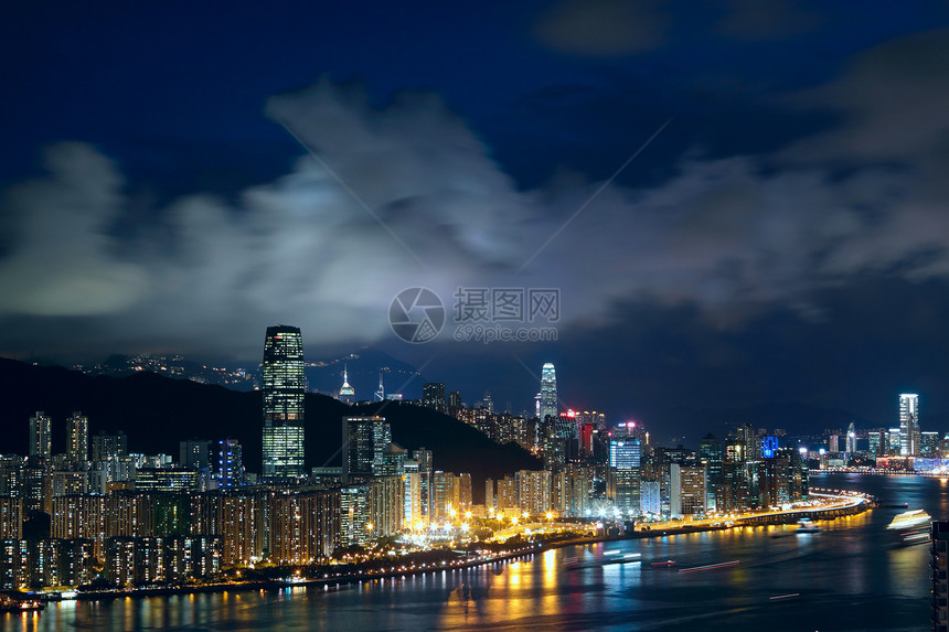 香港之夜 阿西亚的现代城市商业建造天空反射玻璃市中心地标景观天际旅行图片