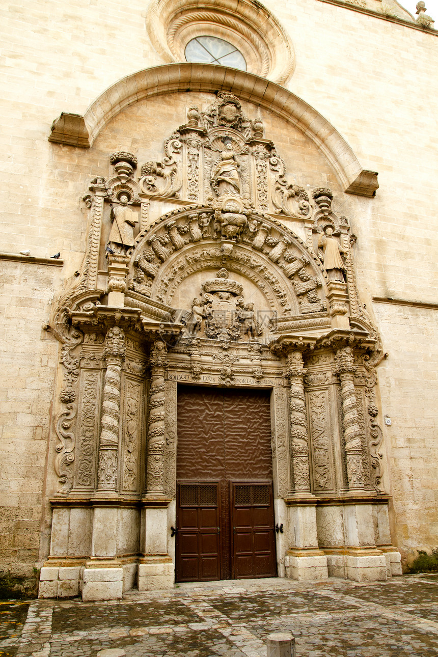 在帕尔马的教堂大教堂艺术入口旅游假期宗教石工历史雕刻建筑图片