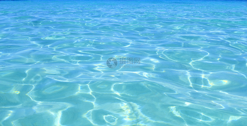 蓝水 绿绿绿石海滩水晶波纹液体蓝色阳光海浪岛屿游泳海滩旅行图片