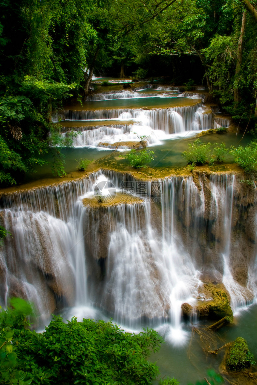 宏伟的热带瀑布叶子墙纸溪流飞溅国家森林旅行运河假期全景图片