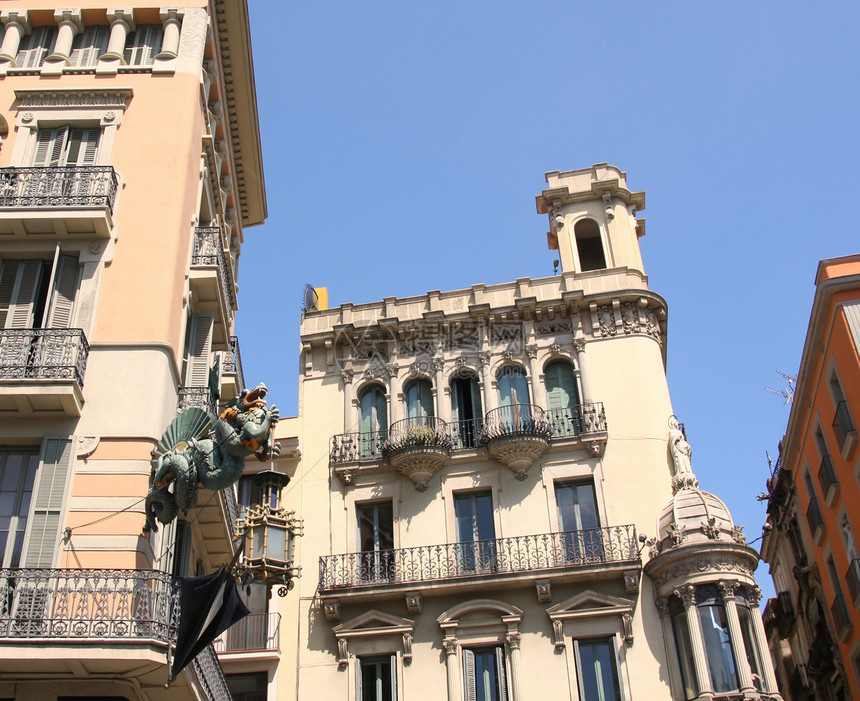西班牙巴塞罗那城市雕塑旅游航程旅行阳台窗户天空街道建筑图片