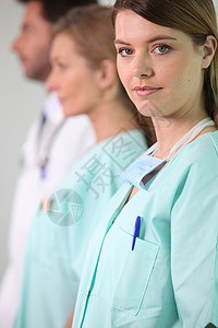 一个护士和她的同事女性高清图片素材