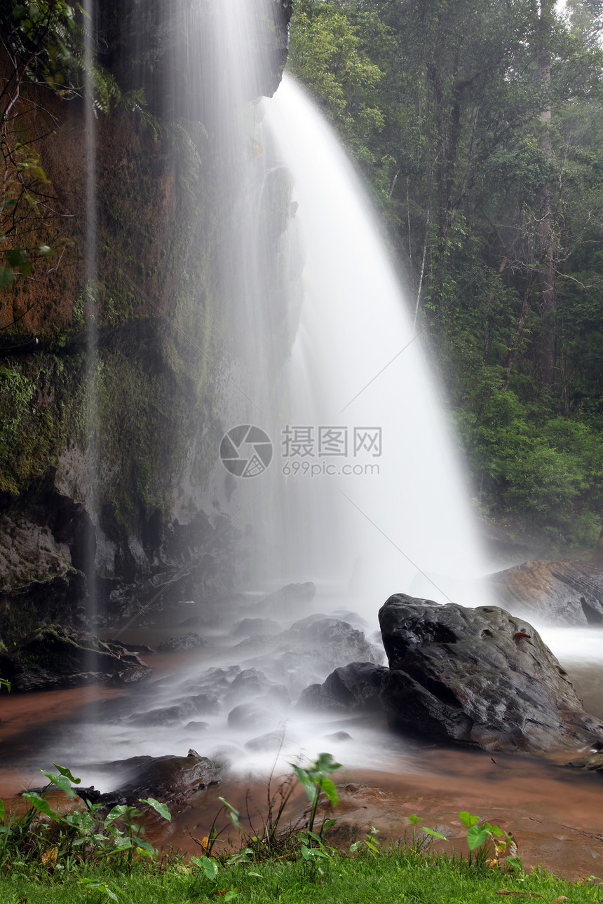 热带热带雨林假期天堂丛林瀑布飞溅旅行公园环境森林国家图片