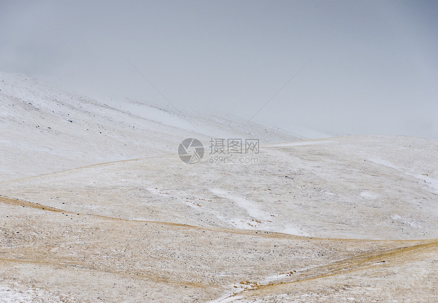 美国蒙大拿麦迪逊州Bleak冬季景观图片