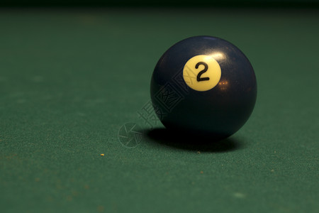 池桌球绿色毛毡台球水池宏观娱乐线索桌子背景图片
