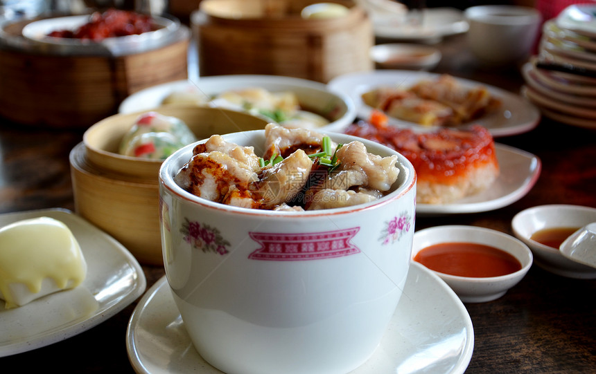 亚洲食物饮食点心猪肉糖类收成午餐谷物烹饪主食盘子图片
