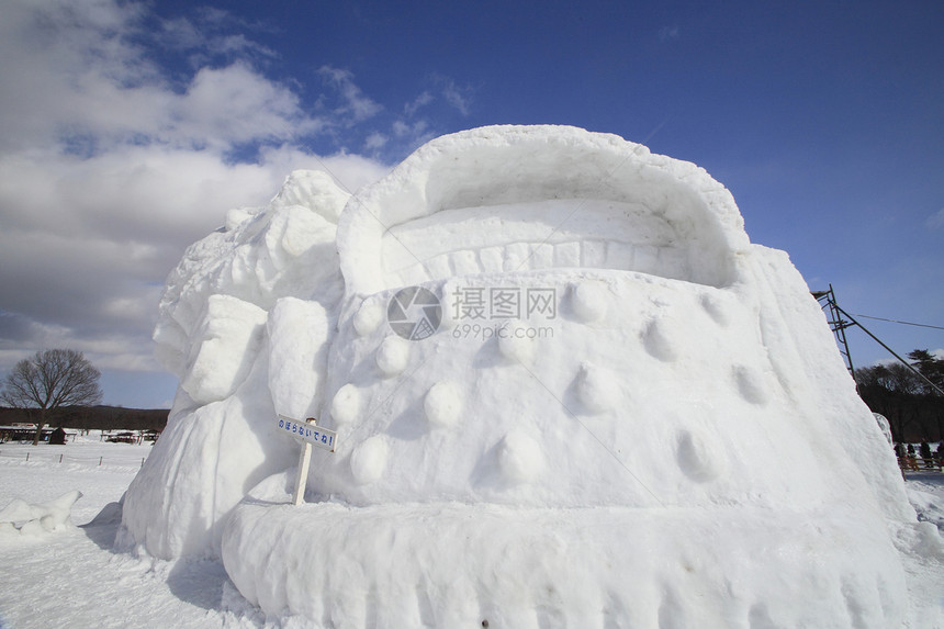 日本日积雪节雕刻雕像蓝天季节雪祭冻结图片