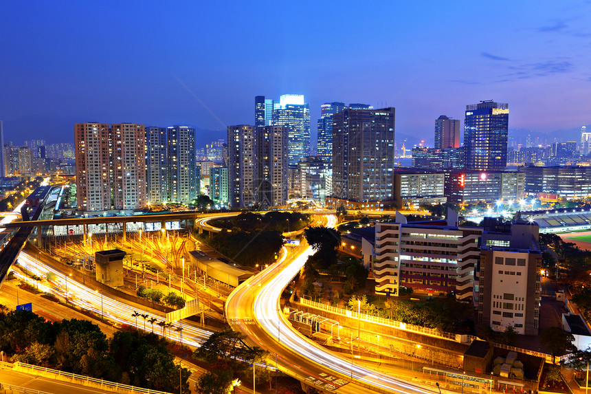 晚上在市中心的香港不动产城市窗帘财产建筑学摩天大楼天空高楼住宅抵押图片