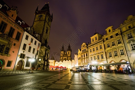 旧广场建筑照明旅游城市教会历史正方形场景房子文化背景图片