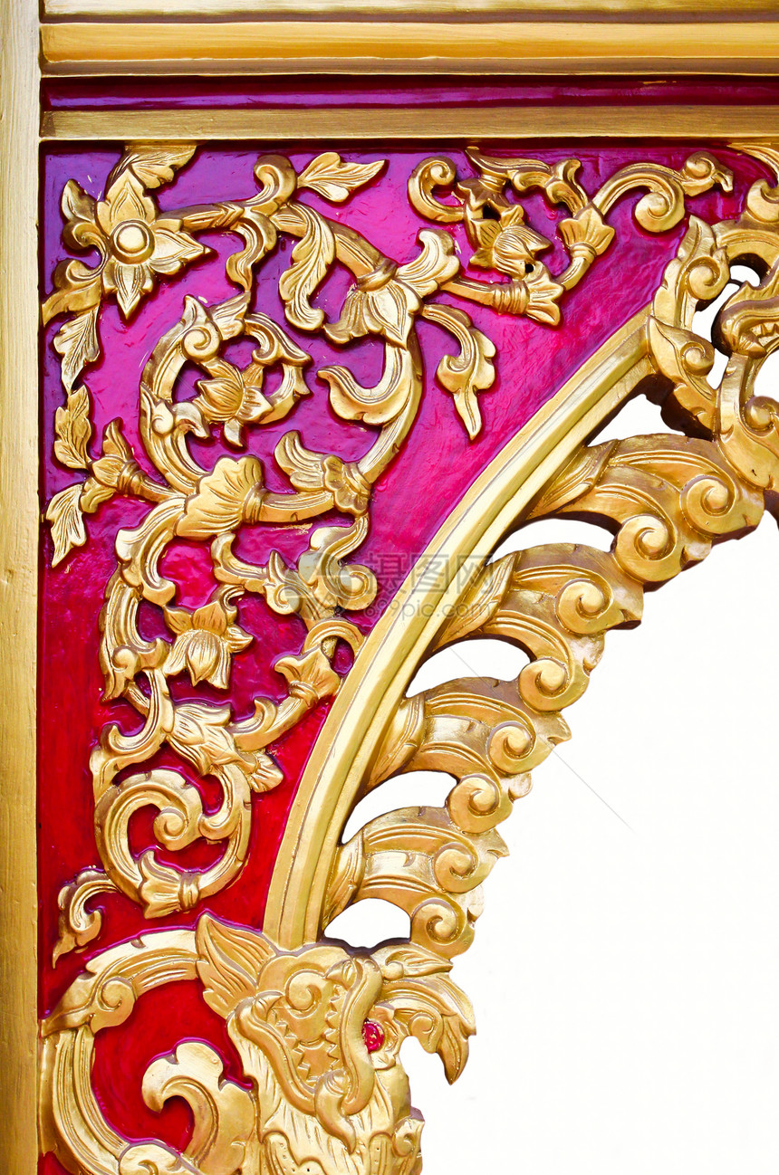 在庙墙上的金色泰国图案设计古董建筑工艺装饰品文化宗教寺庙装饰建筑学风格图片