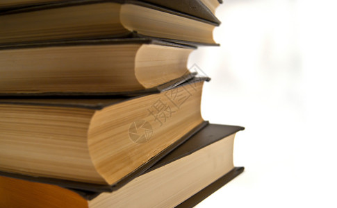 书的堆叠页数白色书架学校文档智慧大学图书馆写作背景图片